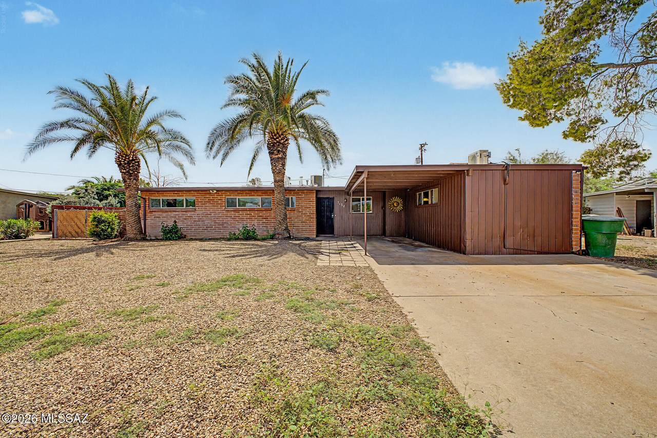 7132 29th Street - Photo 1