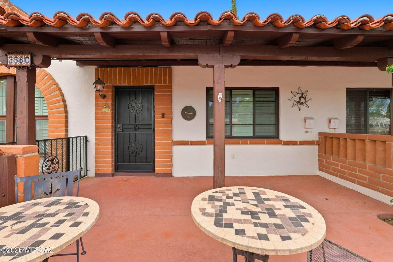 356 Paseo Quinta - Photo 1