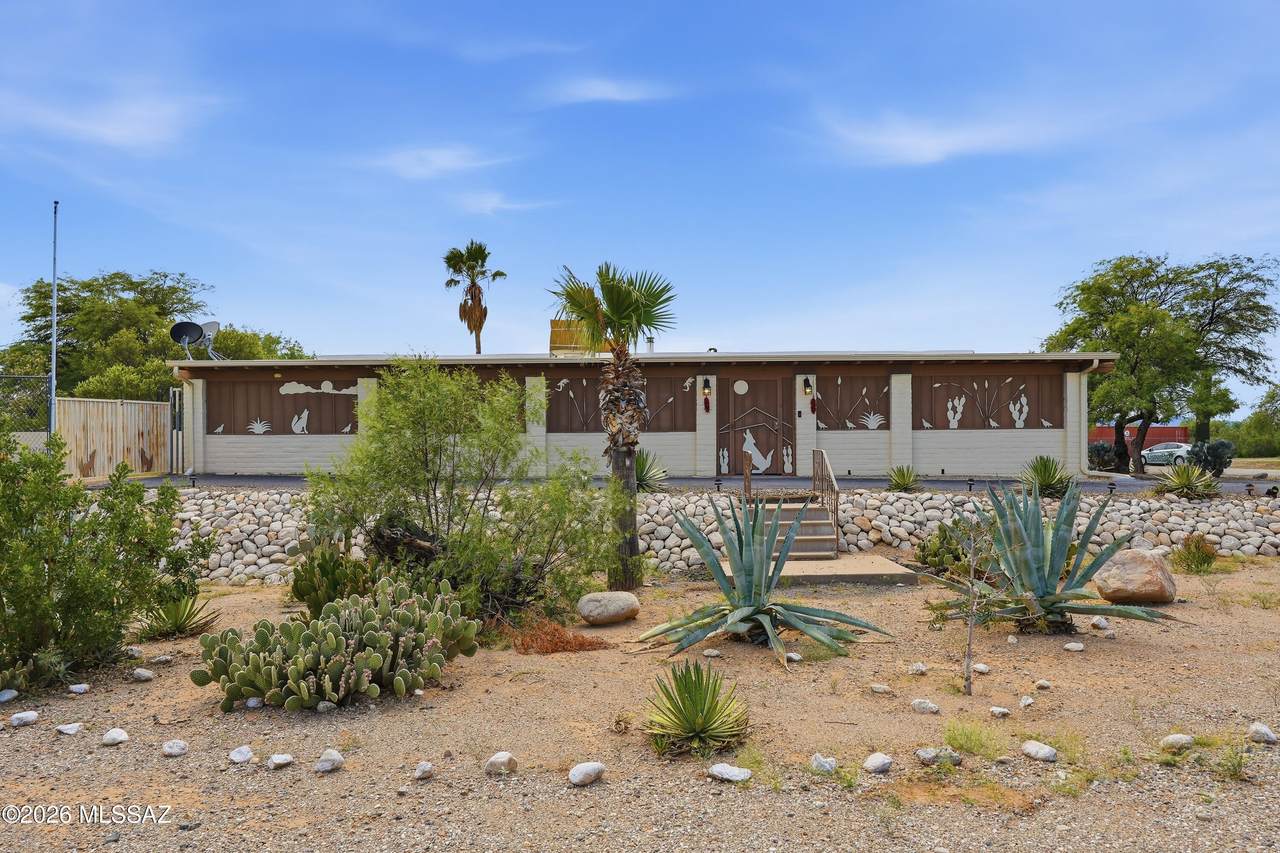 9701 Calle Anasazi - Photo 1