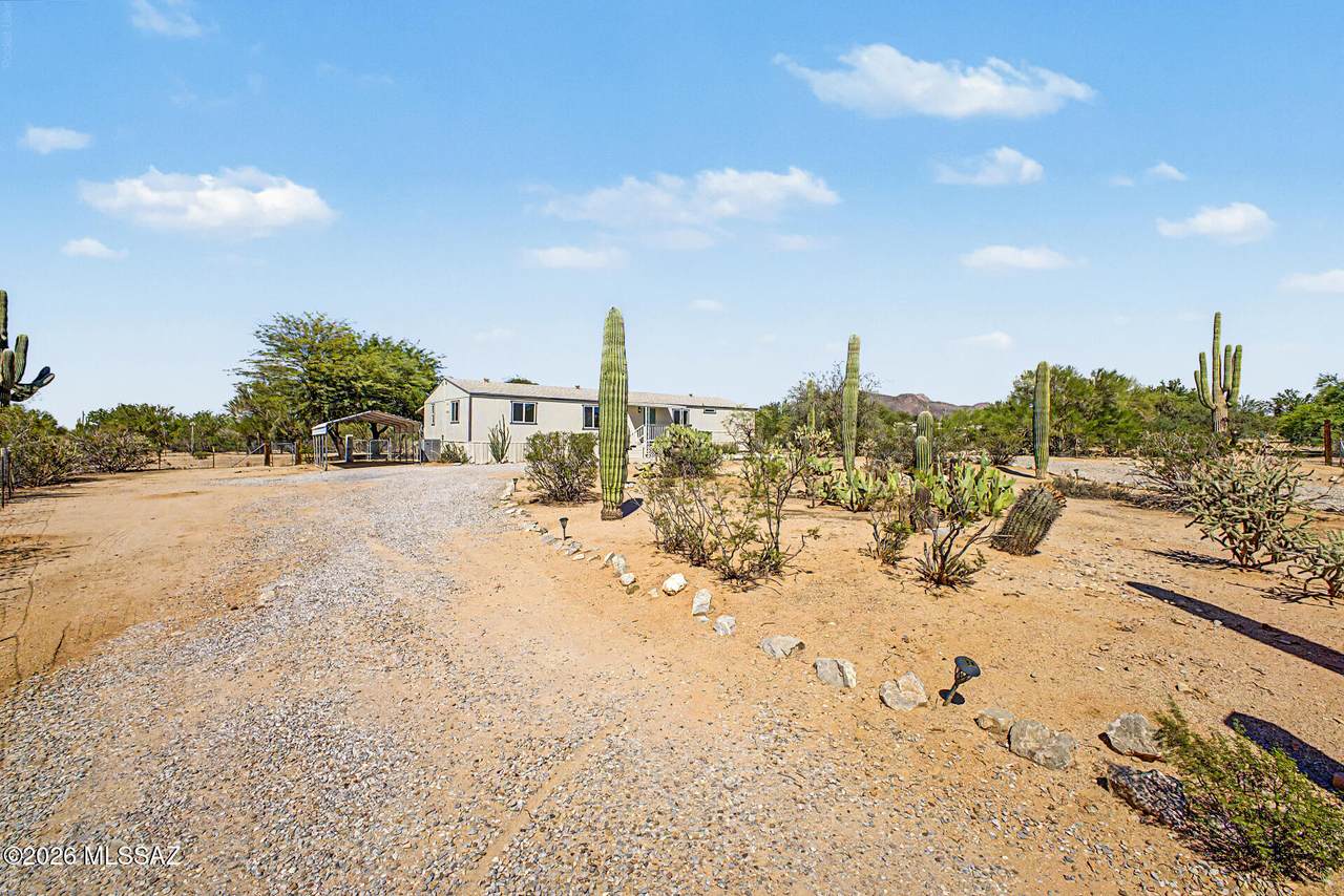 11288 Picture Rocks Road - Photo 1