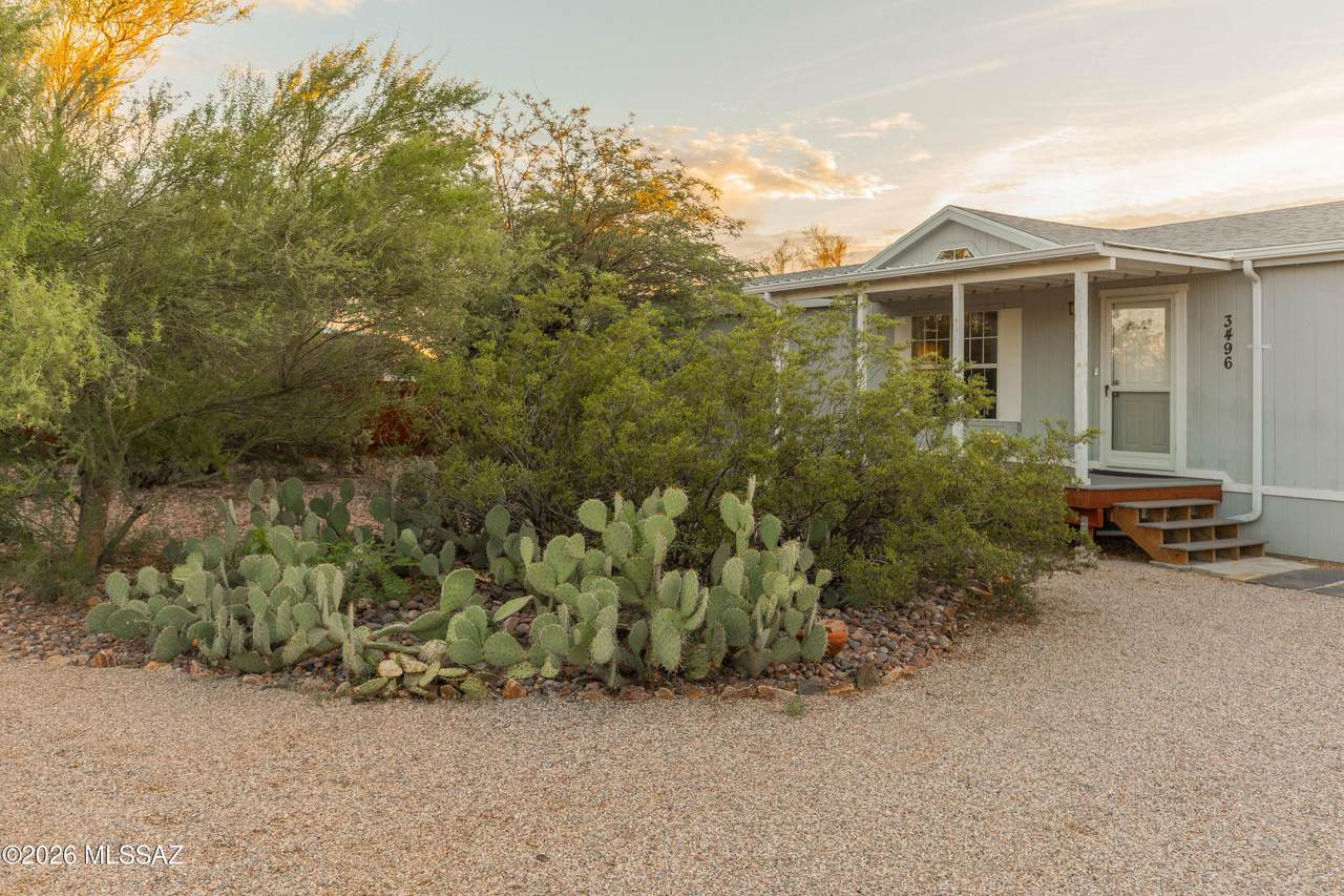 3496 Richardson Drive - Photo 1