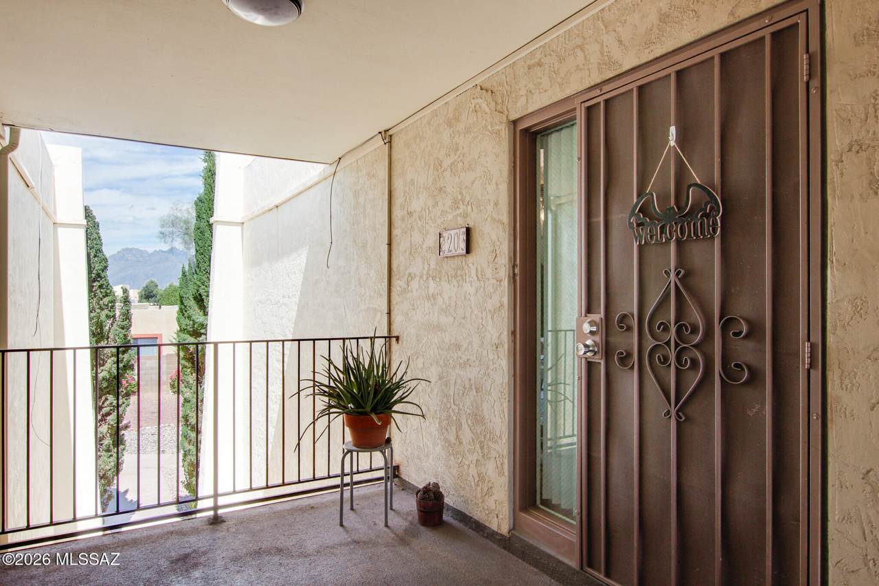 625 Prudence Road - Photo 1
