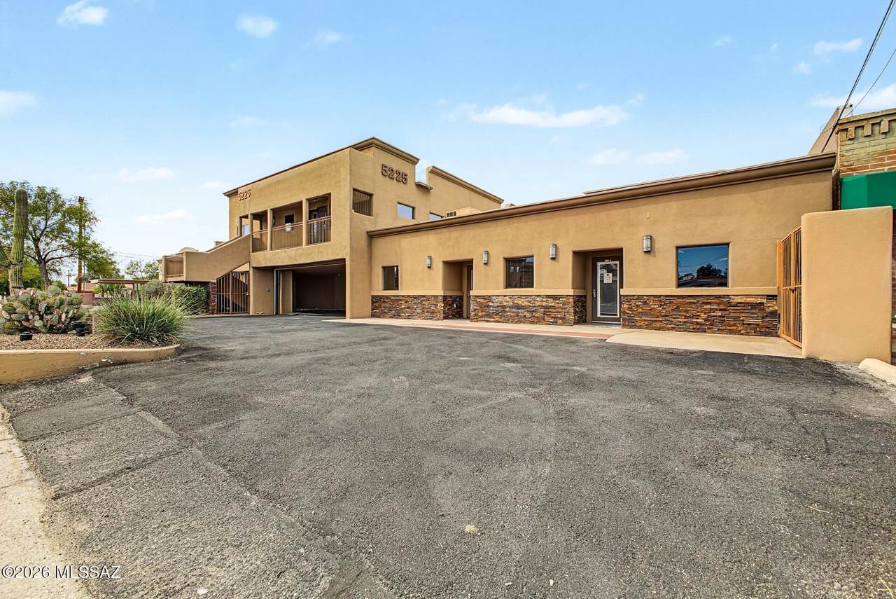 5225 Pima Street - Photo 1