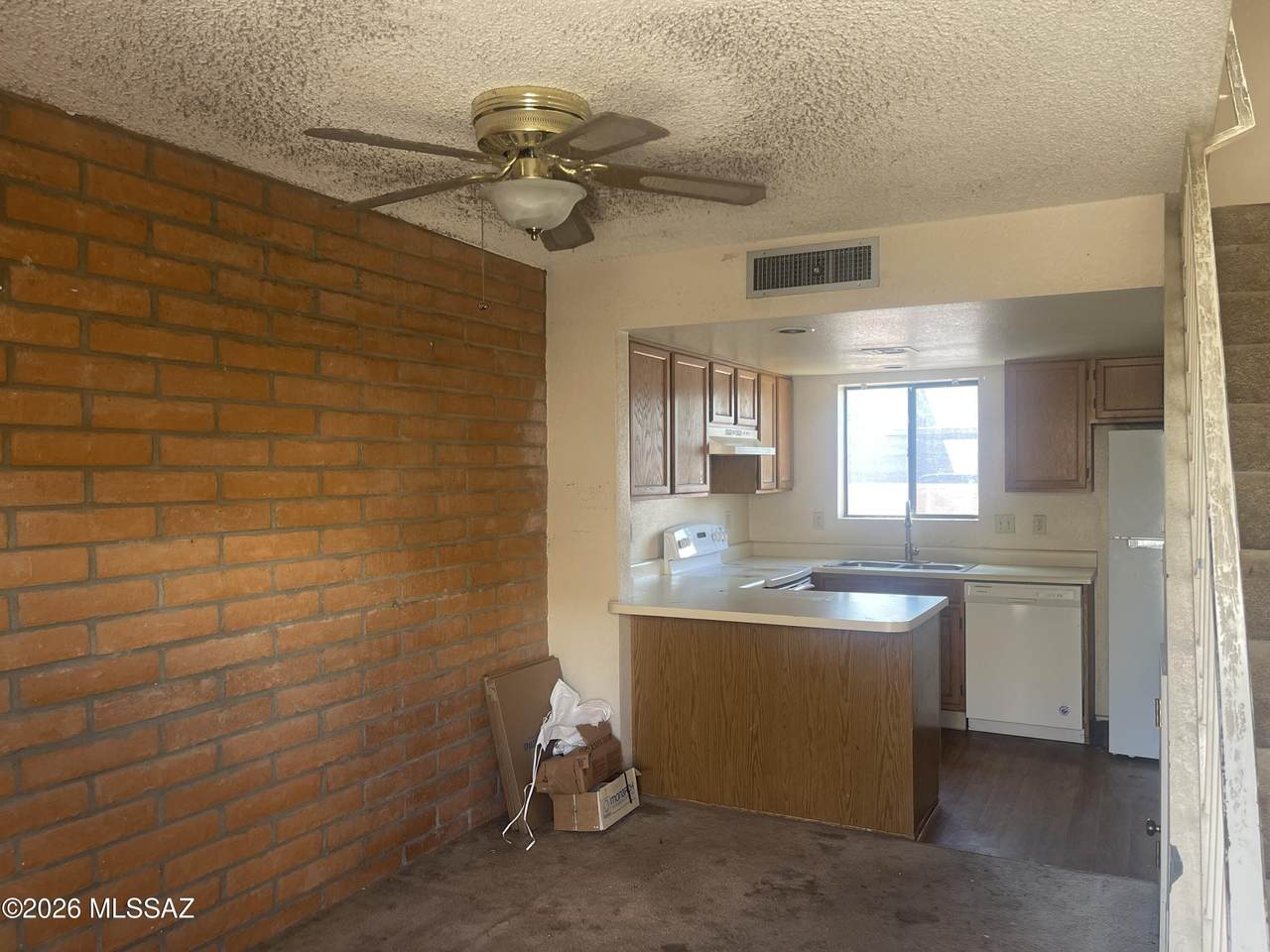 https://bt-photos.global.ssl.fastly.net/tucson/1280_boomver_1_22623446-2.jpg