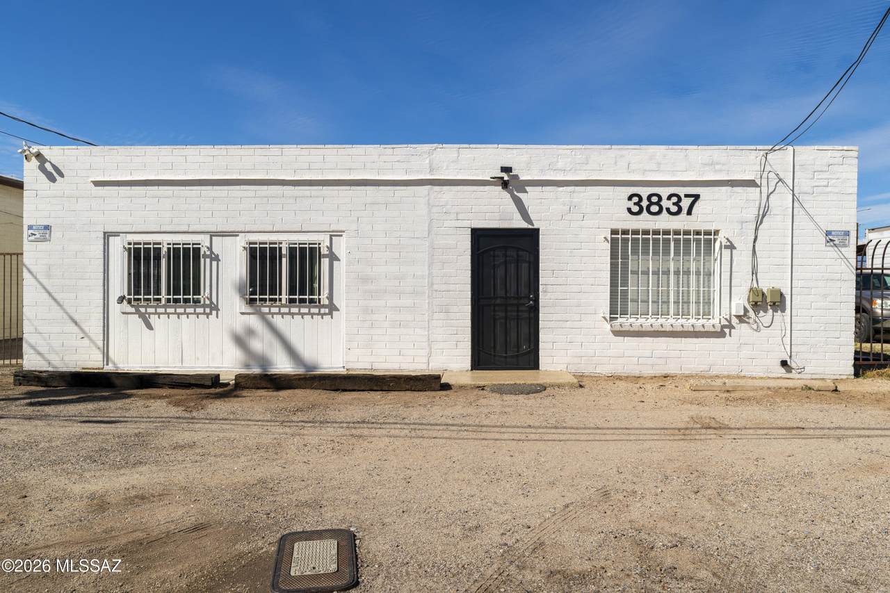 3837 40th - Photo 1