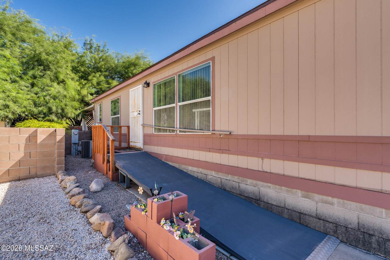 https://bt-photos.global.ssl.fastly.net/tucson/1280_boomver_1_22623721-2.jpg