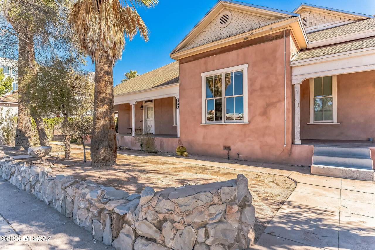 239 5th Avenue - Photo 1