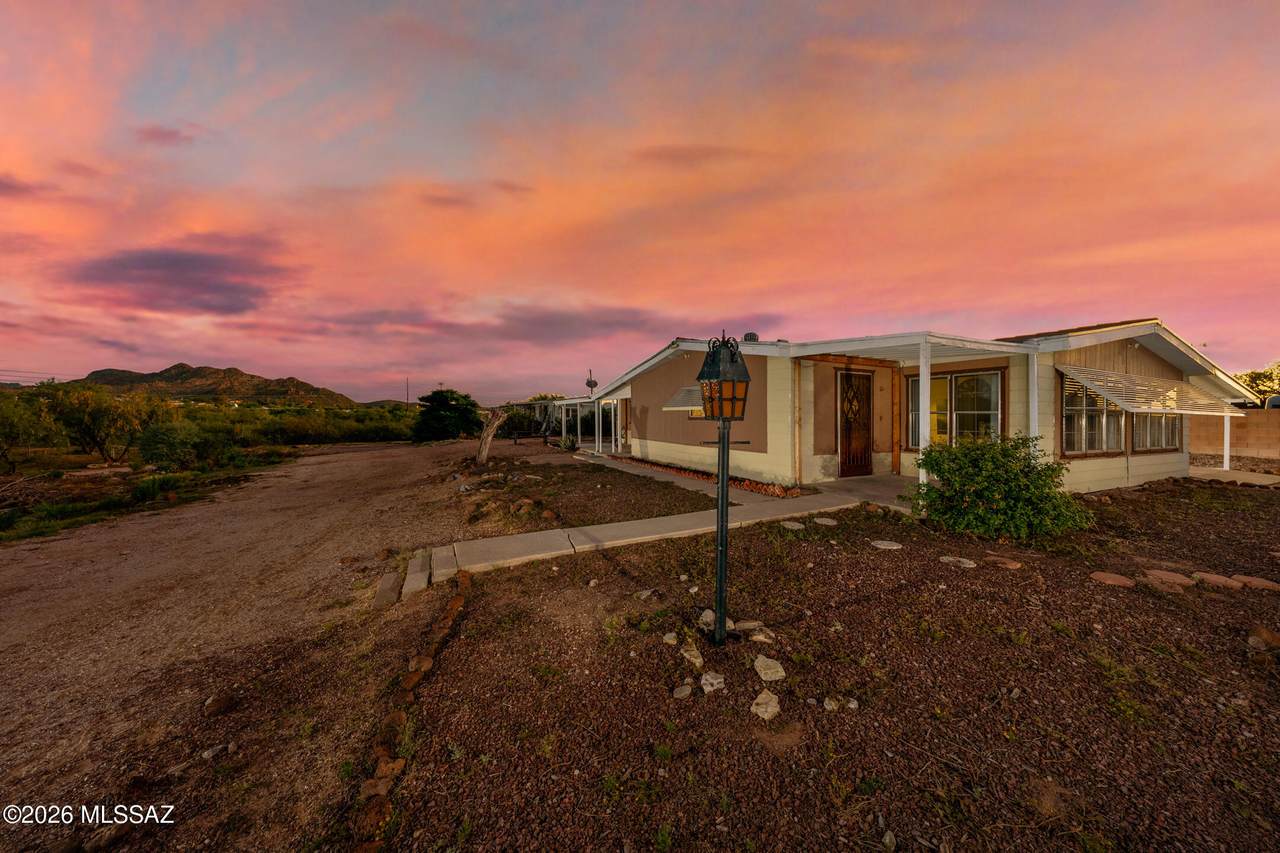 3042 Pincushion Lane - Photo 1