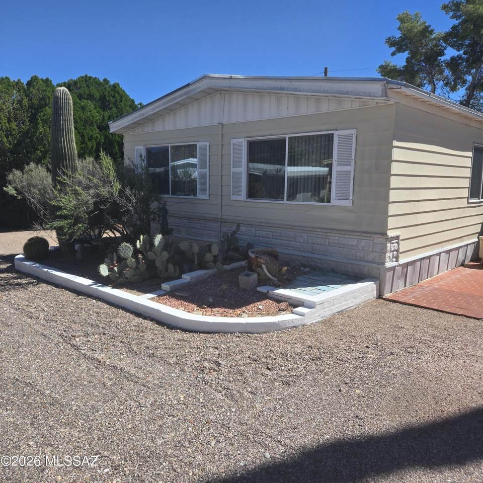 5521 Circle Z Street - Photo 1