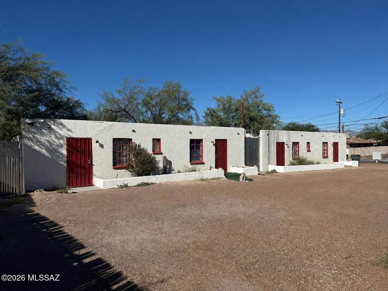 2519 Estrella Avenue - Photo 1