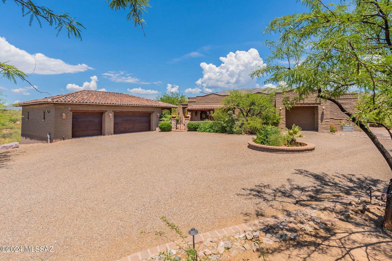 https://bt-photos.global.ssl.fastly.net/tucson/1280_boomver_22_22605852-2.jpg