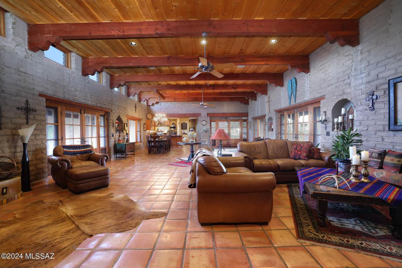 https://bt-photos.global.ssl.fastly.net/tucson/1280_boomver_22_22605852-2.jpg