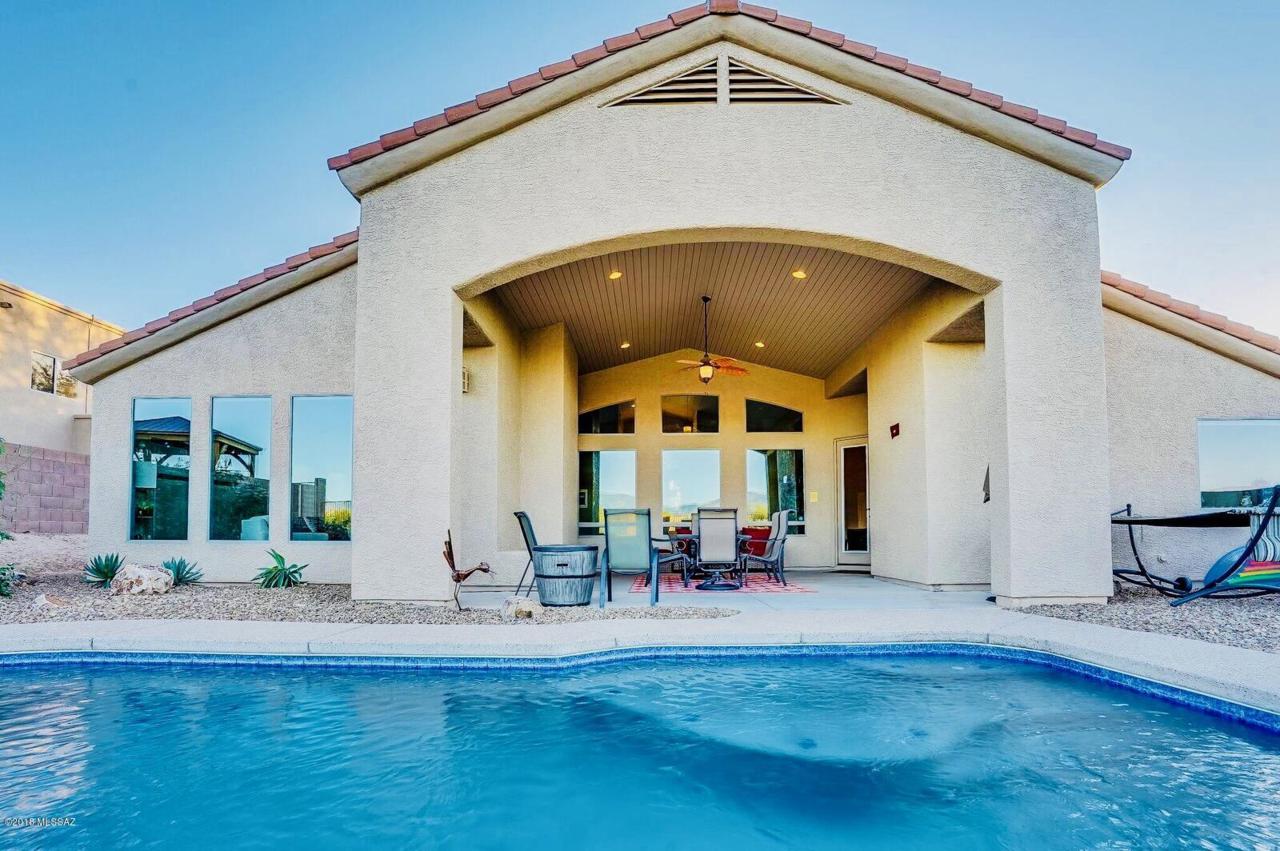 10792 Sandy Lake Drive - Photo 1