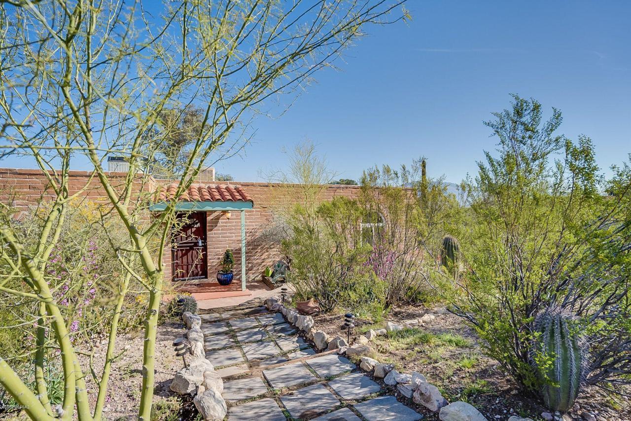 2970 Neosha Street - Photo 1