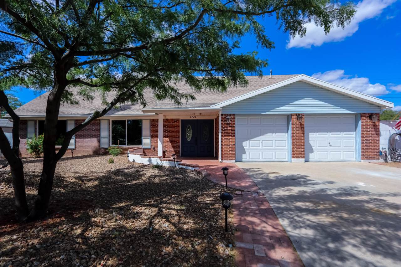 6780 Baker Street - Photo 1