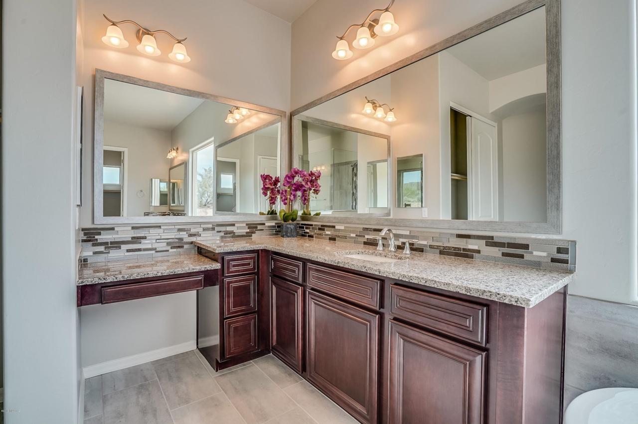 100 Melpomene Way - Photo 1