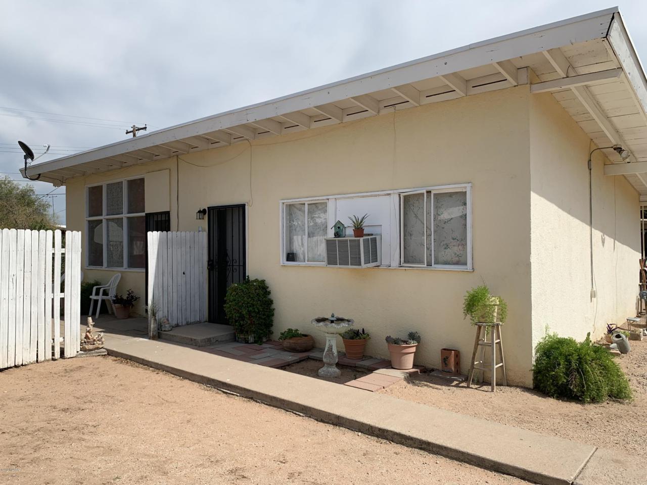 2101 Wilson Avenue - Photo 1