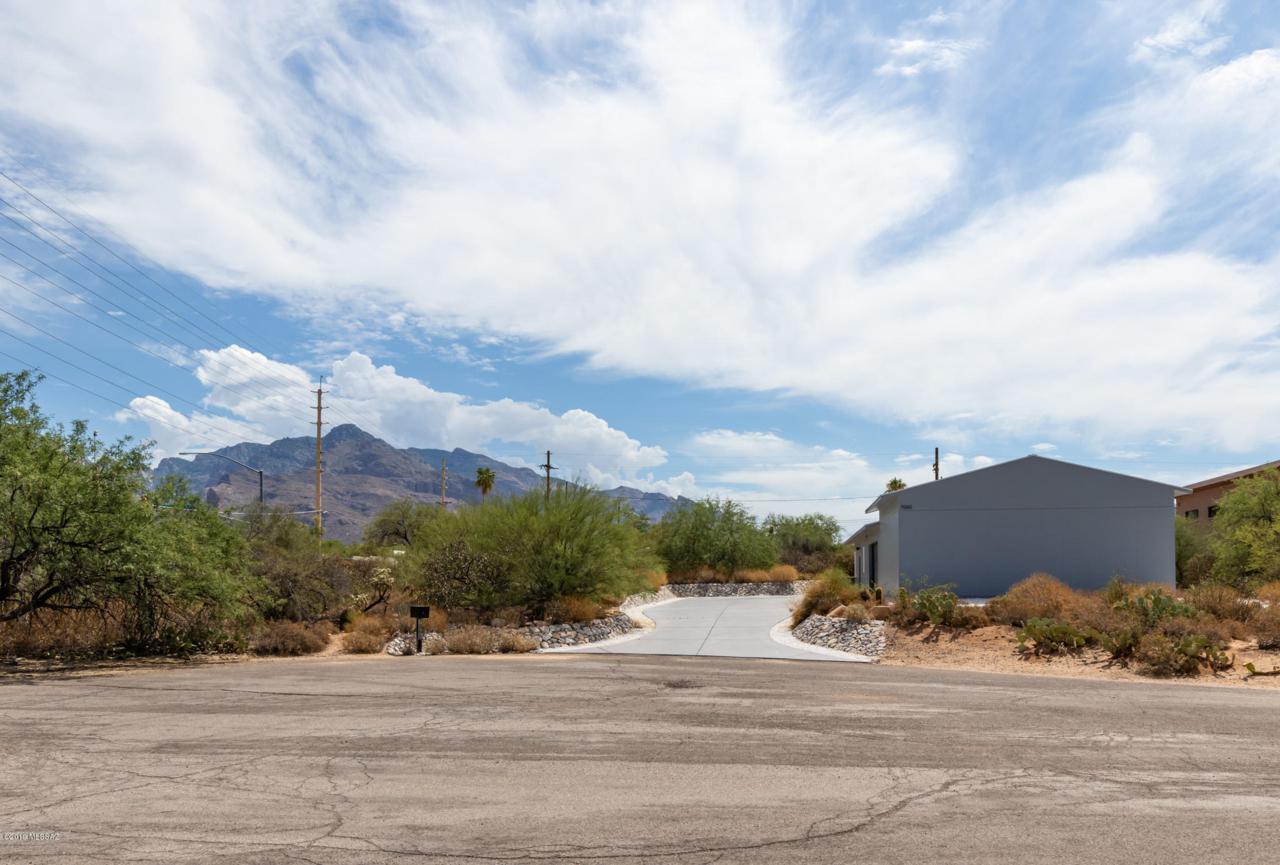 7060 Montecatina Drive - Photo 1