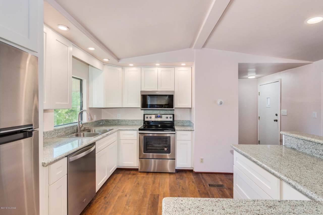 6611 Guthrie Road - Photo 1