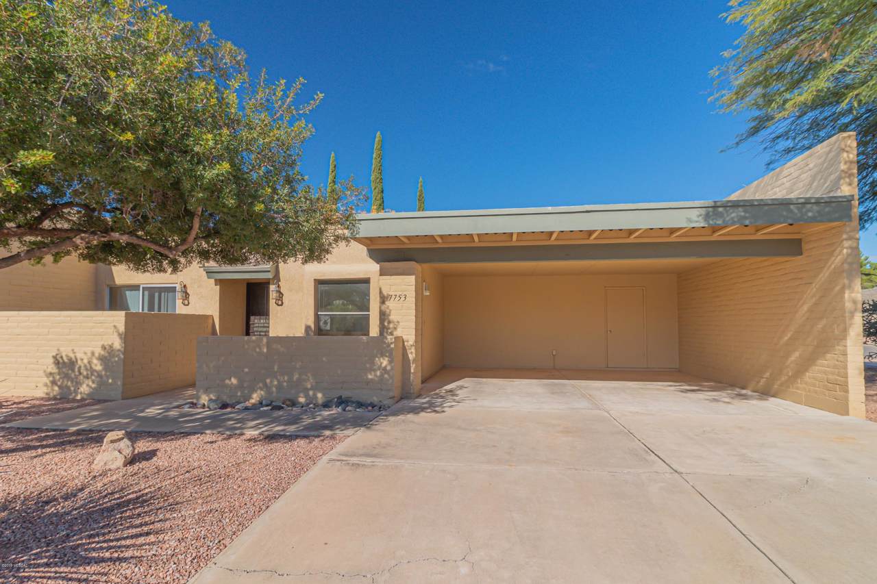 7753 Rosewood Street - Photo 1