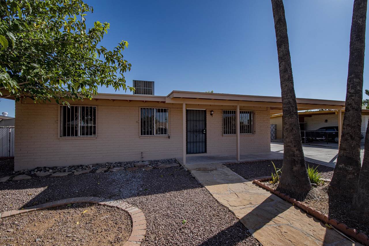 4745 Calle De La Faena - Photo 1
