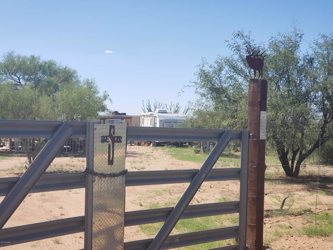 15860 Black Oak Avenue - Photo 1