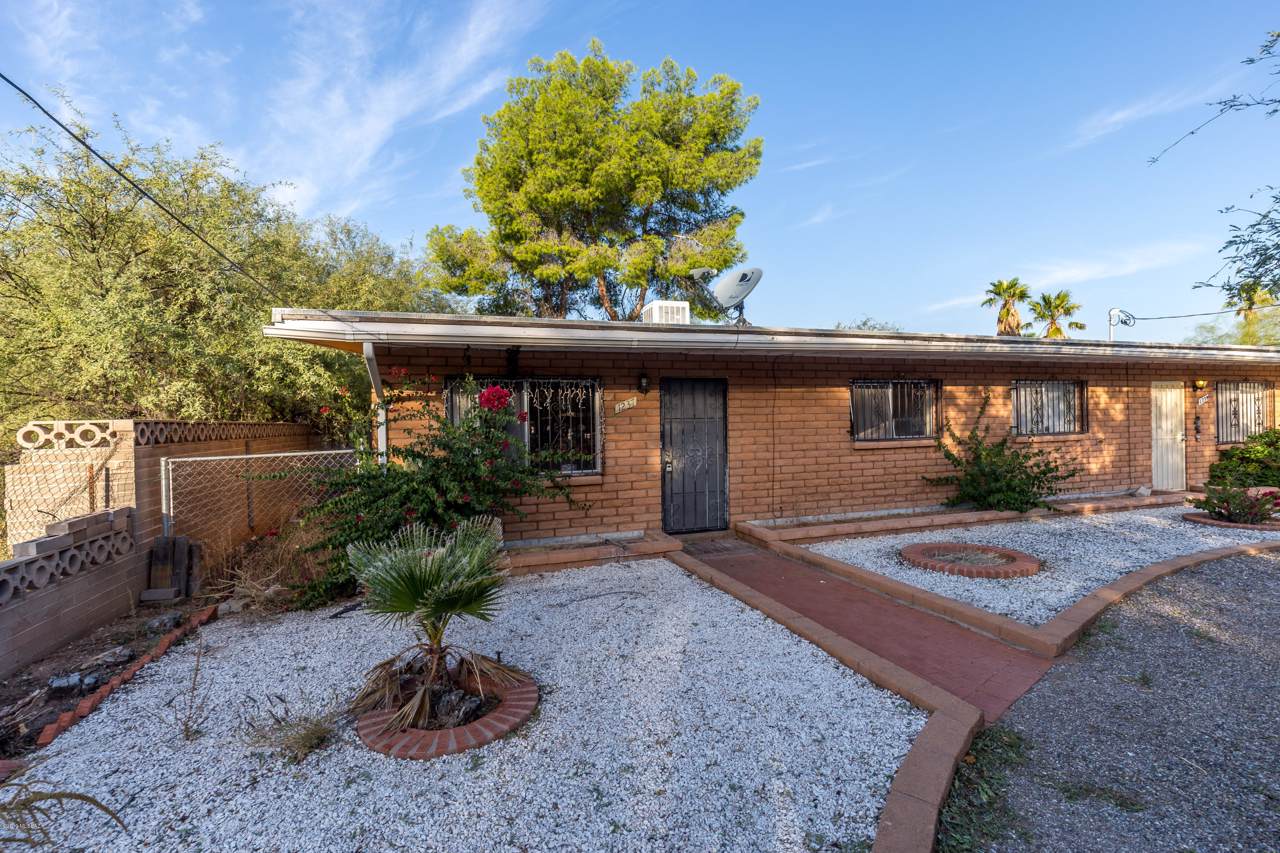 1237 Alamo Avenue - Photo 1