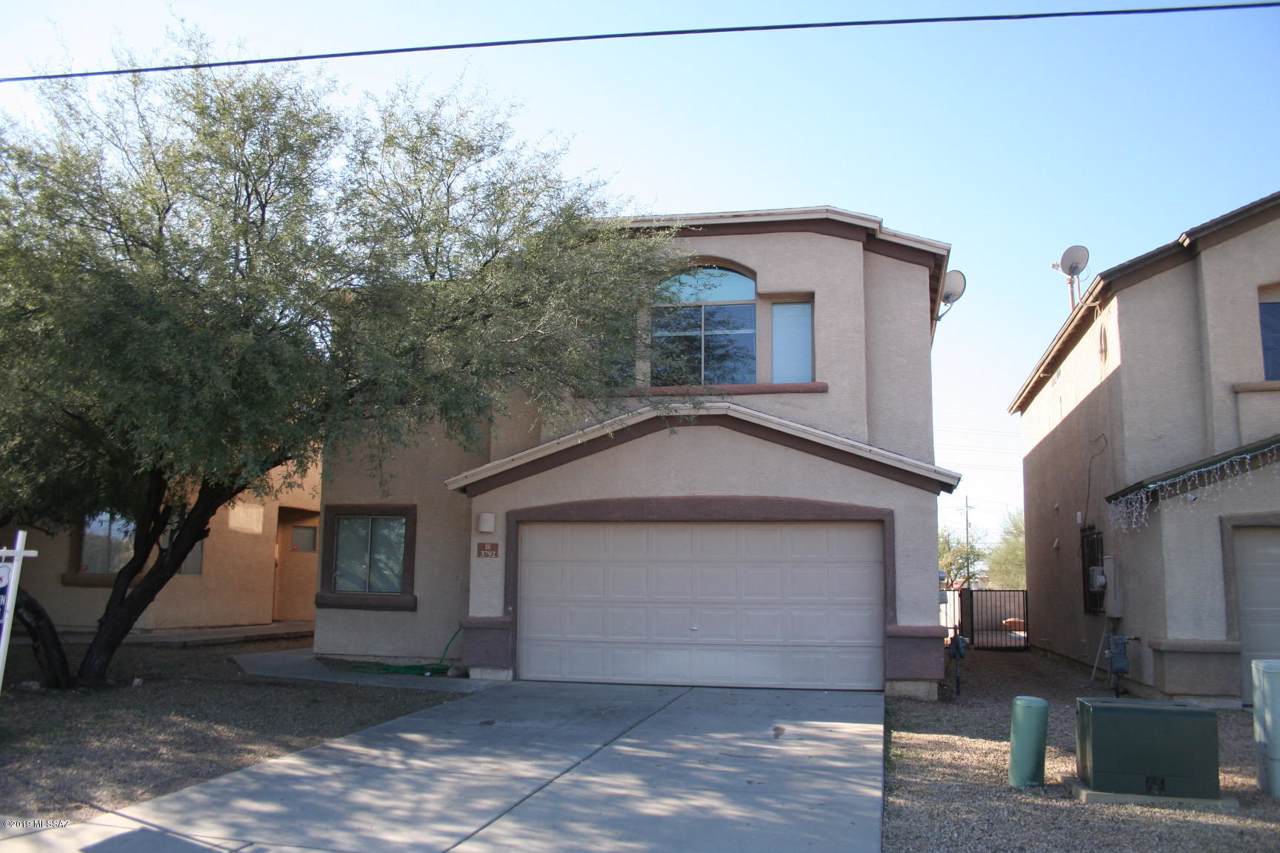 3792 Felix Boulevard - Photo 1
