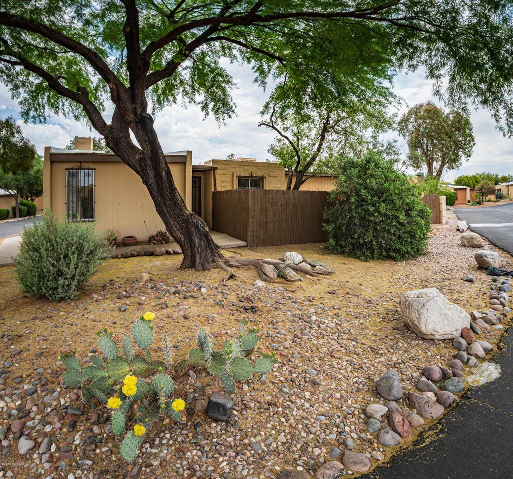 6940 Abby Lane - Photo 1 6940 Abby Lane - Photo 1