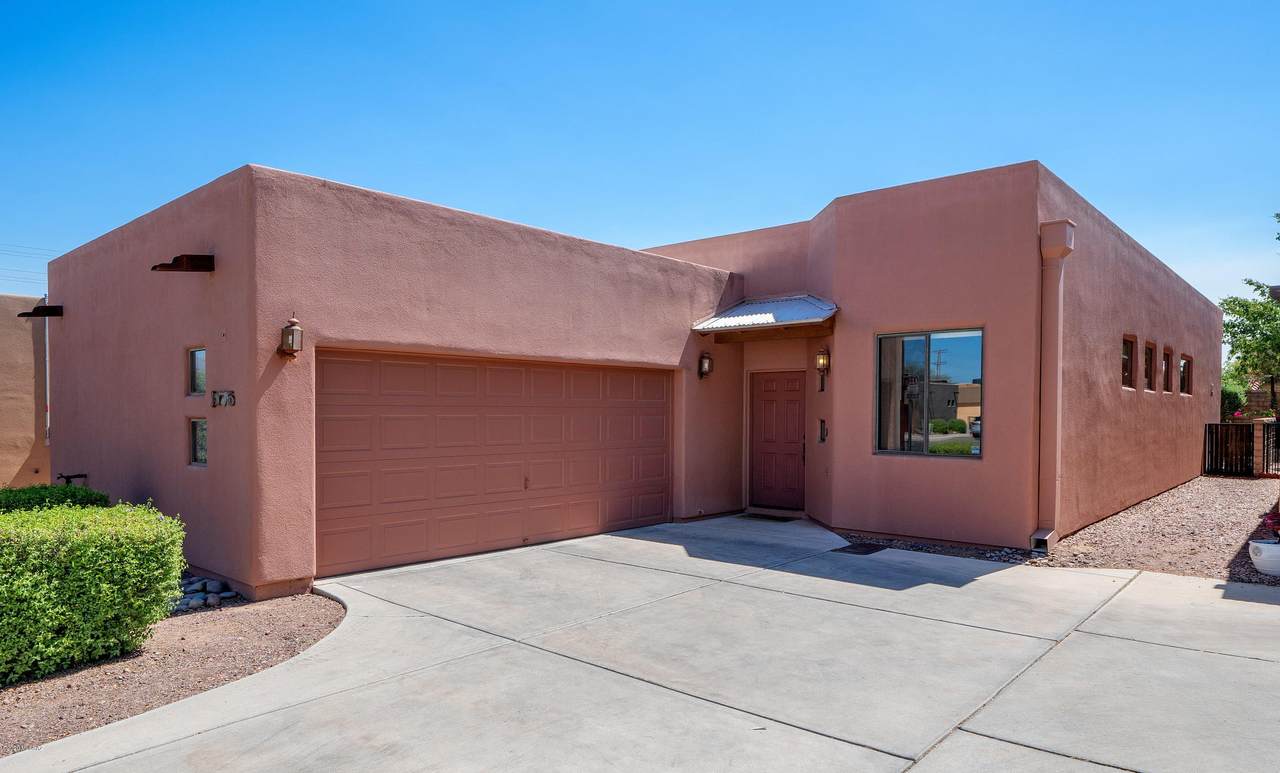 3176 Avenida Del Clarin - Photo 1