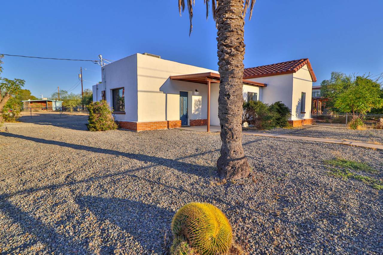 1401 8th Avenue - Photo 1
