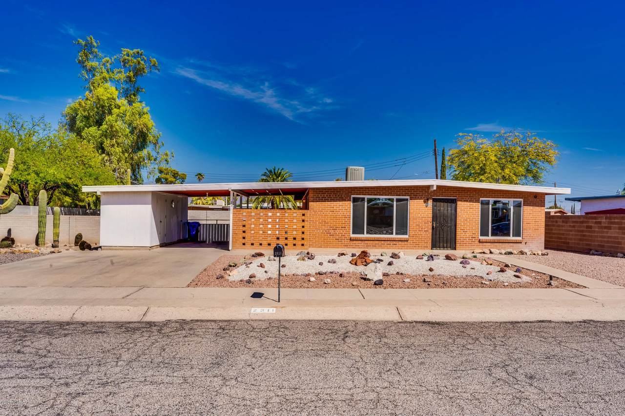 2311 Calle Zamora - Photo 1