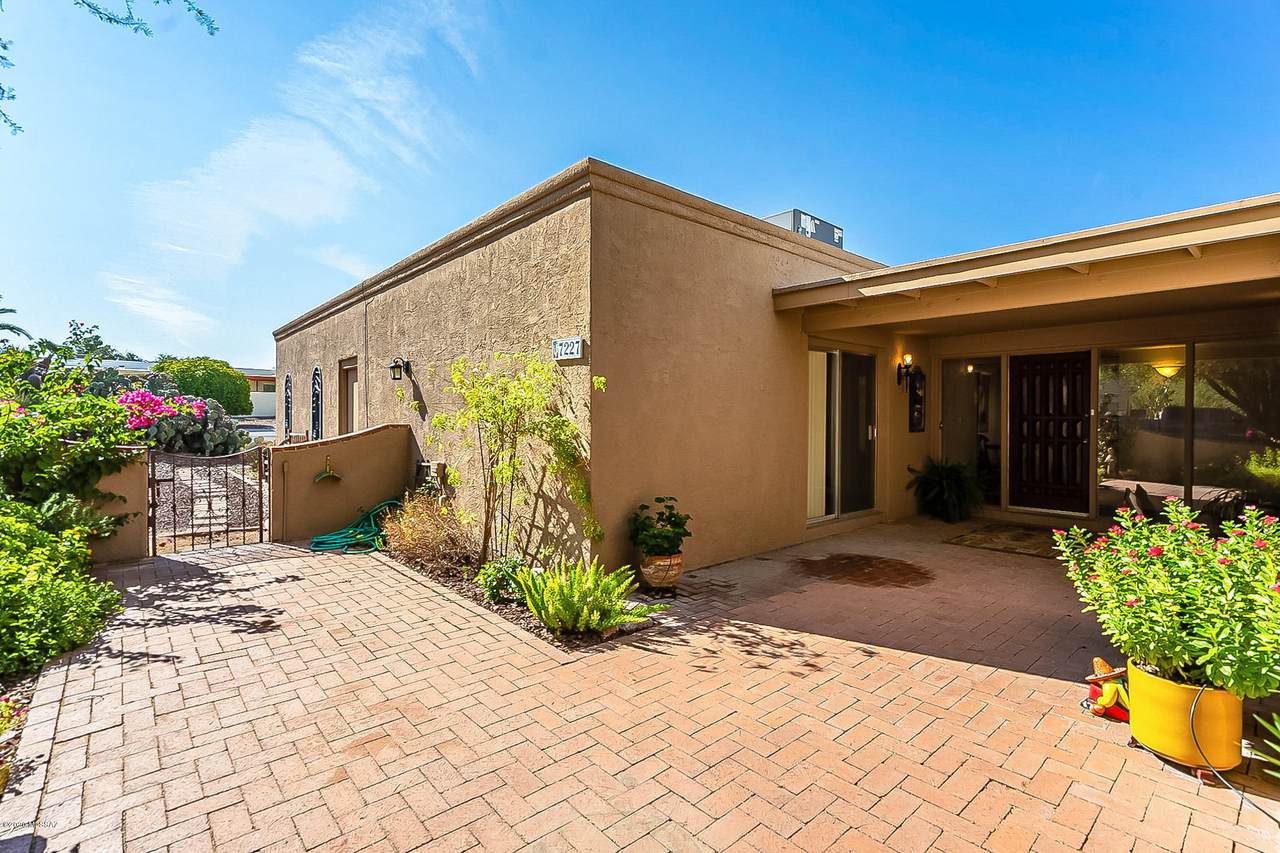 7227 Camino Valle Verde - Photo 1