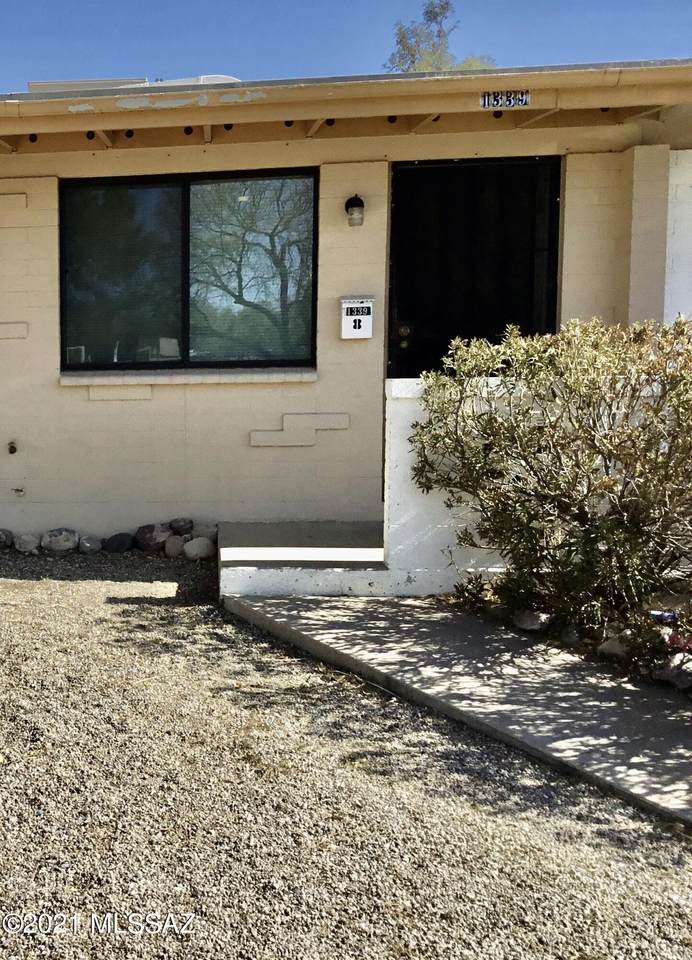 1339 Nevada Drive - Photo 1