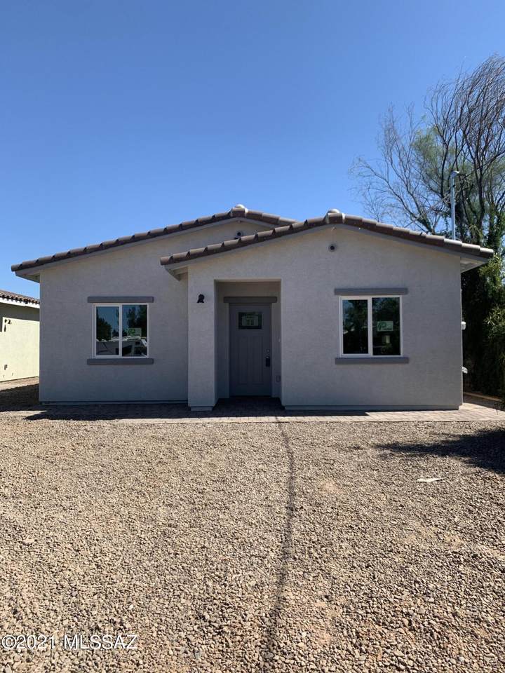 2956 Palo Verde Avenue - Photo 1