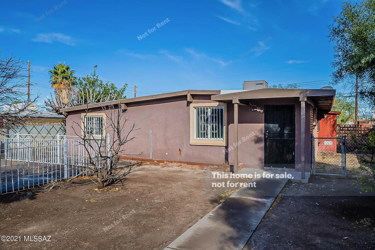 9 Susana Street - Photo 1