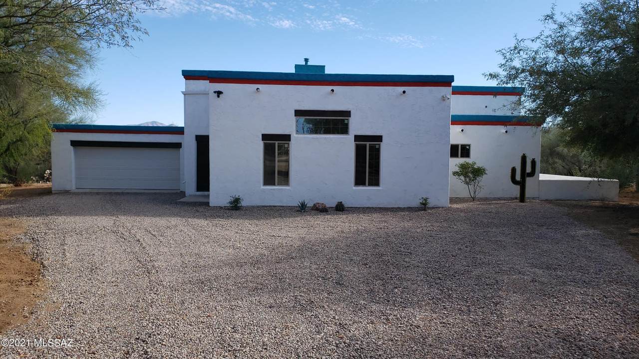 709 Corpino De Pecho - Photo 1