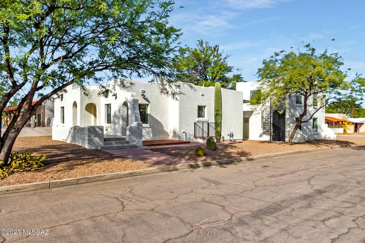 2245 8TH Street - Photo 1