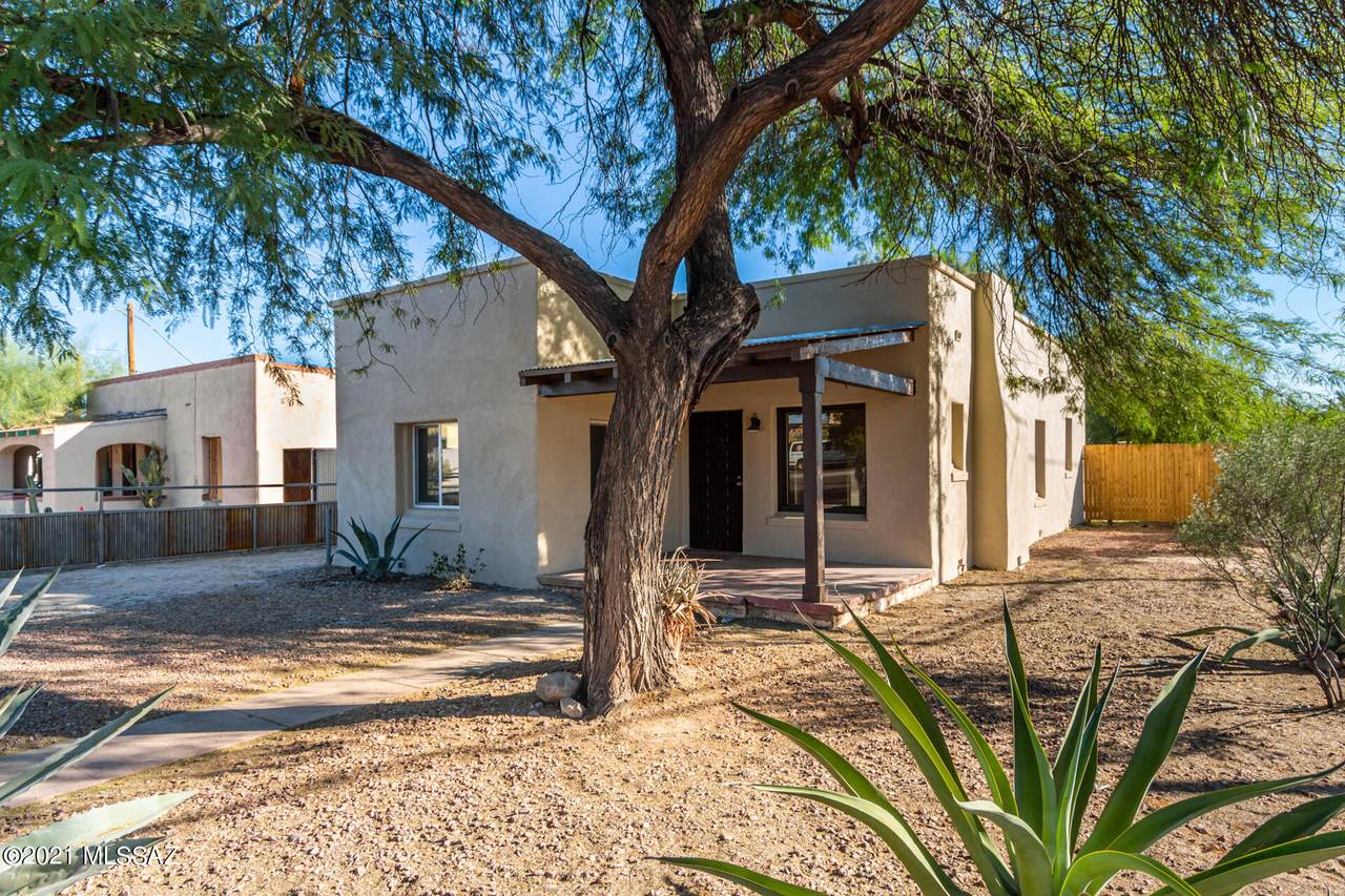 510 Grande Avenue - Photo 1