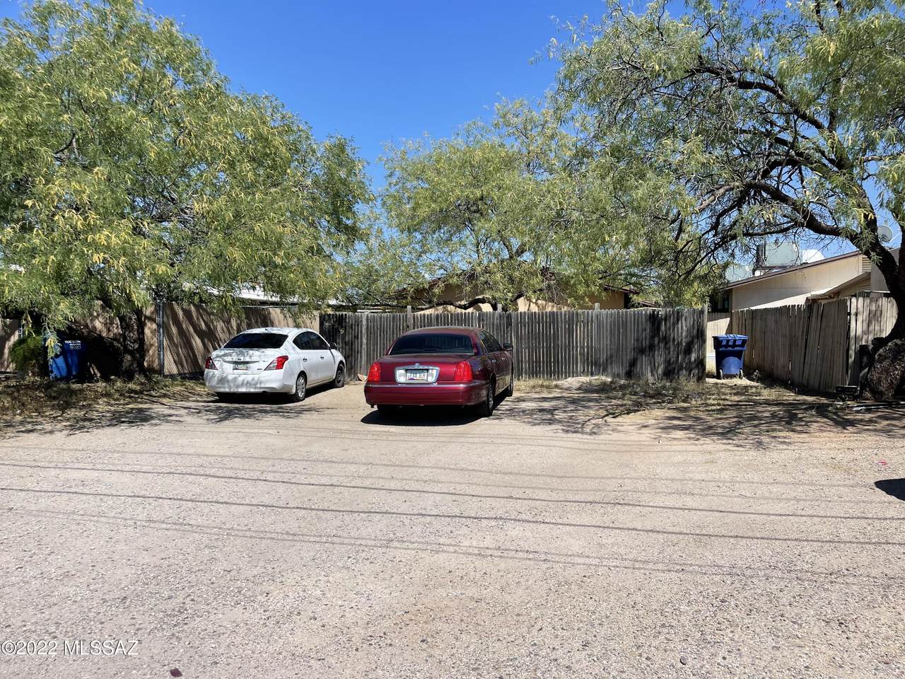1815 Van Buren Avenue - Photo 1