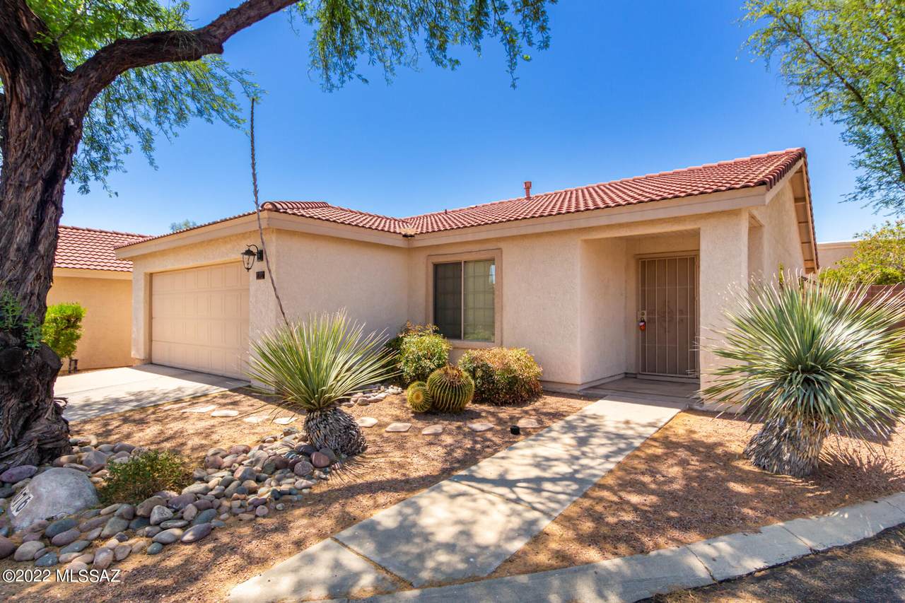 676 Cassidy Place - Photo 1