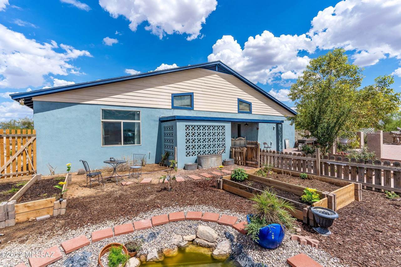 7950 Sanders Road - Photo 1