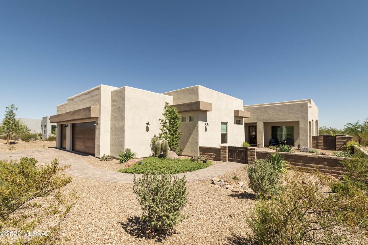 444 Heritage Point Place - Photo 1