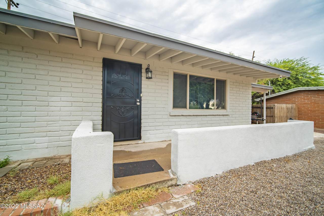 2111 Rainbow Vista Drive - Photo 1