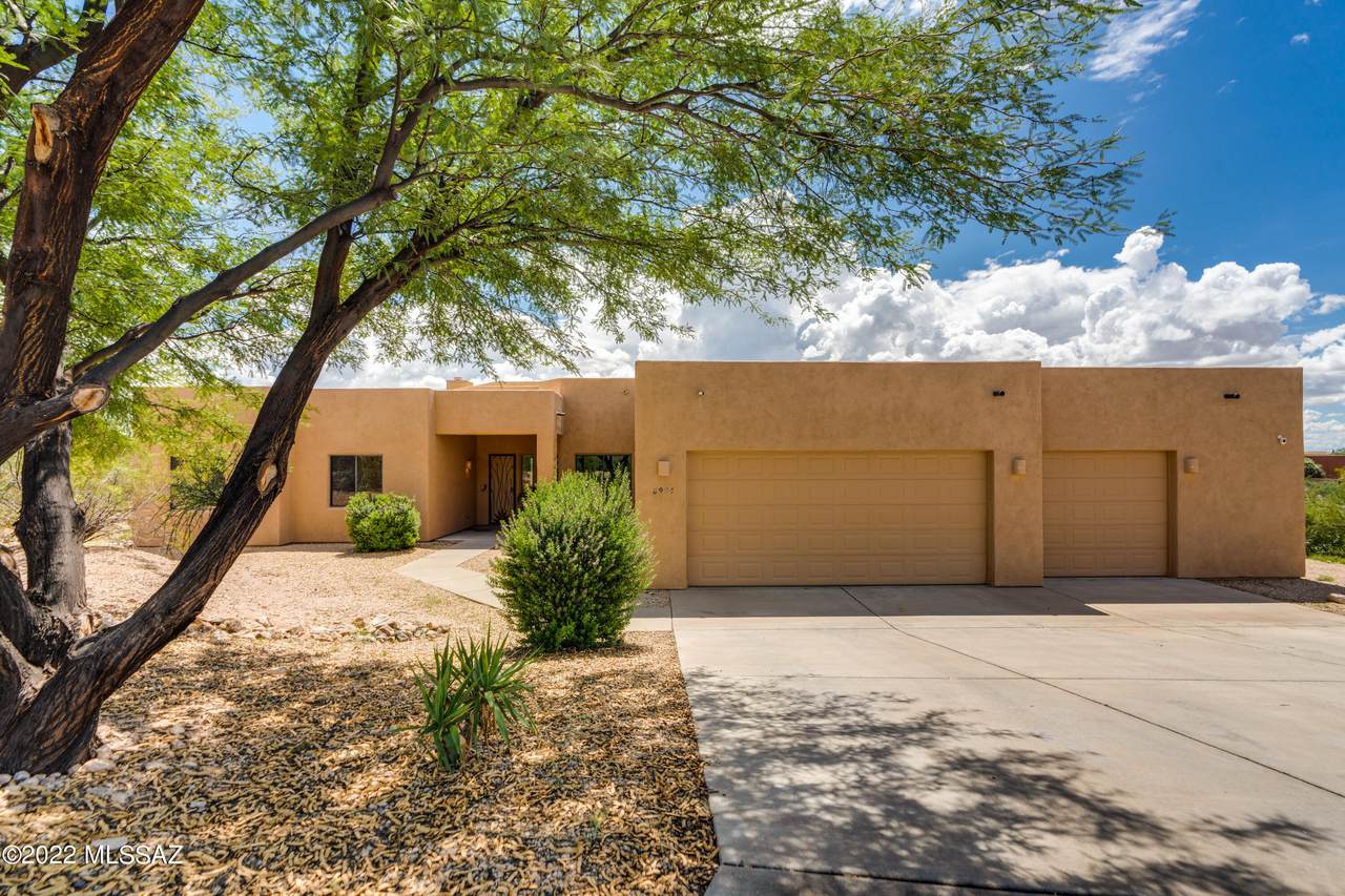 8994 Lanai Lane - Photo 1