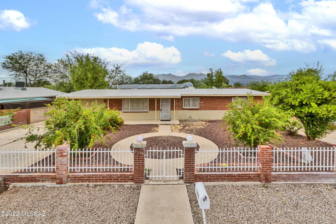 5319 Linden Place - Photo 1
