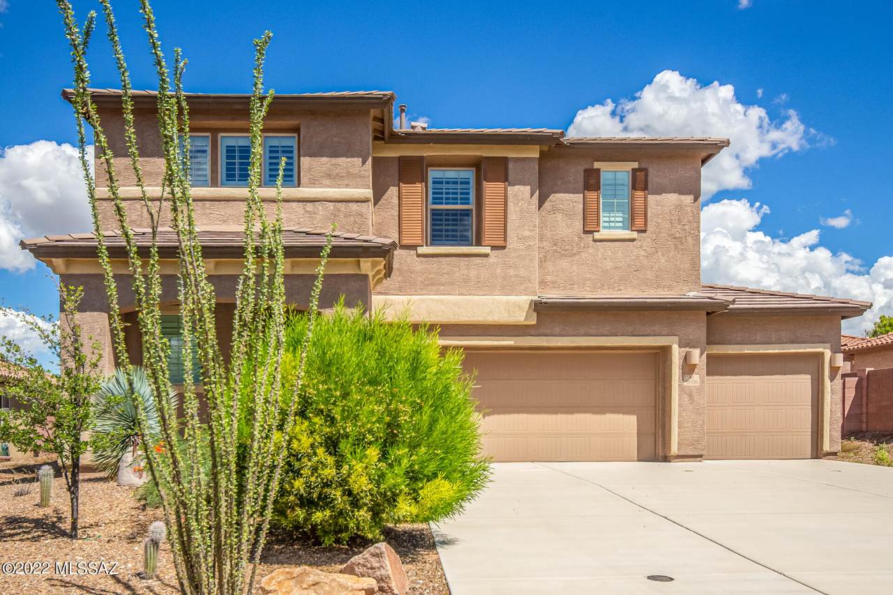 58926 Branding Iron Court - Photo 1