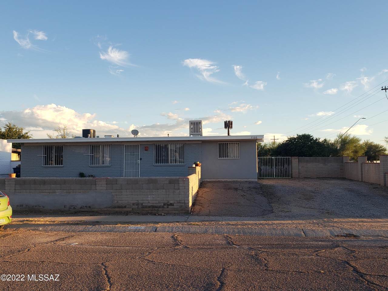 7100 Lilac Place - Photo 1