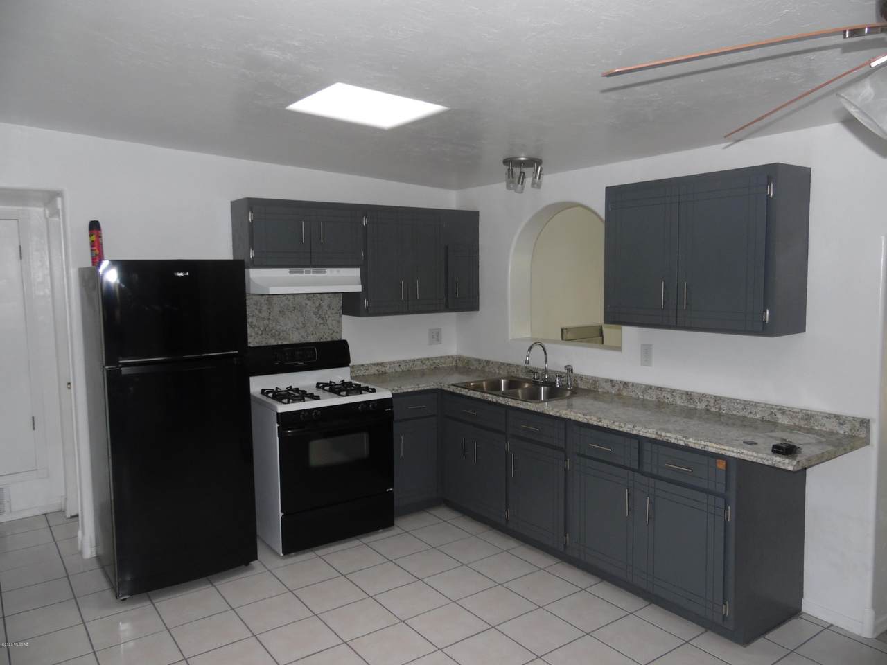 725 Santa Rosa Street - Photo 1
