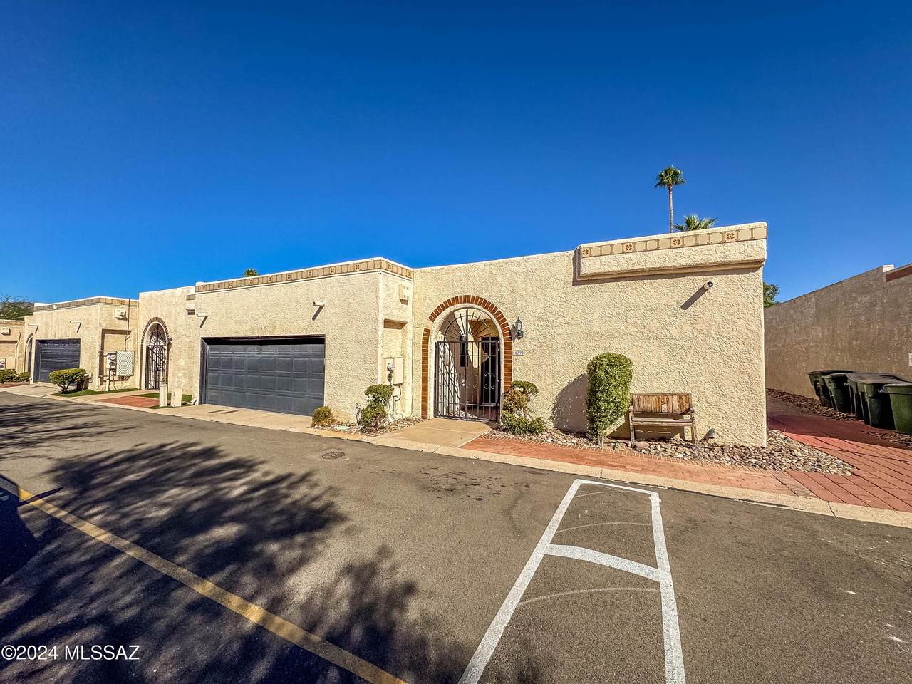 629 Richey Boulevard - Photo 1